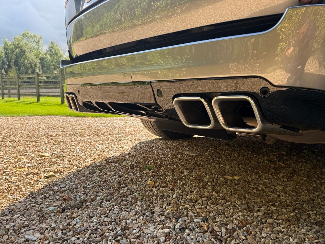 Land Rover Range Rover view 10