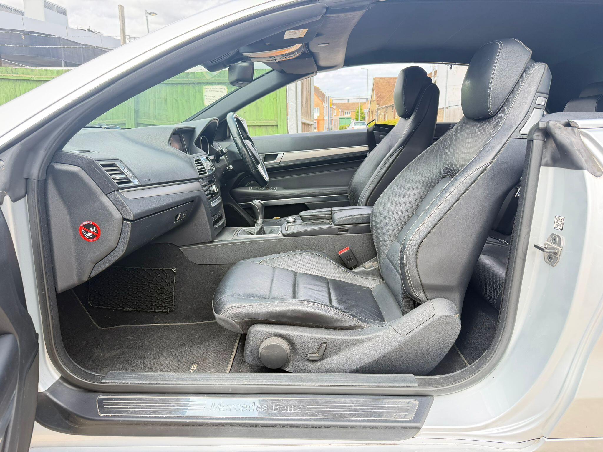 Mercedes-Benz E-Class view 11