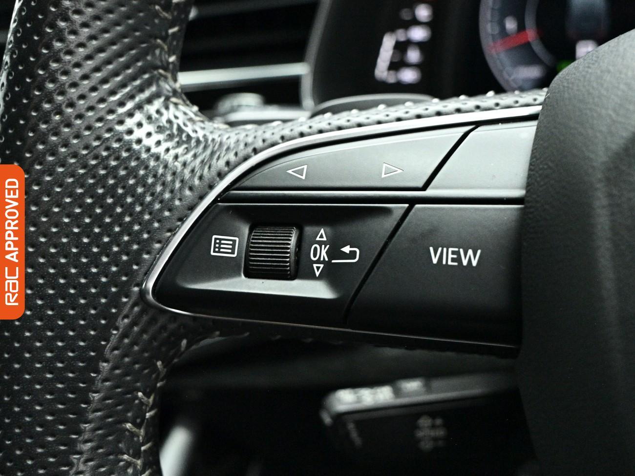 Audi Q7 view 27