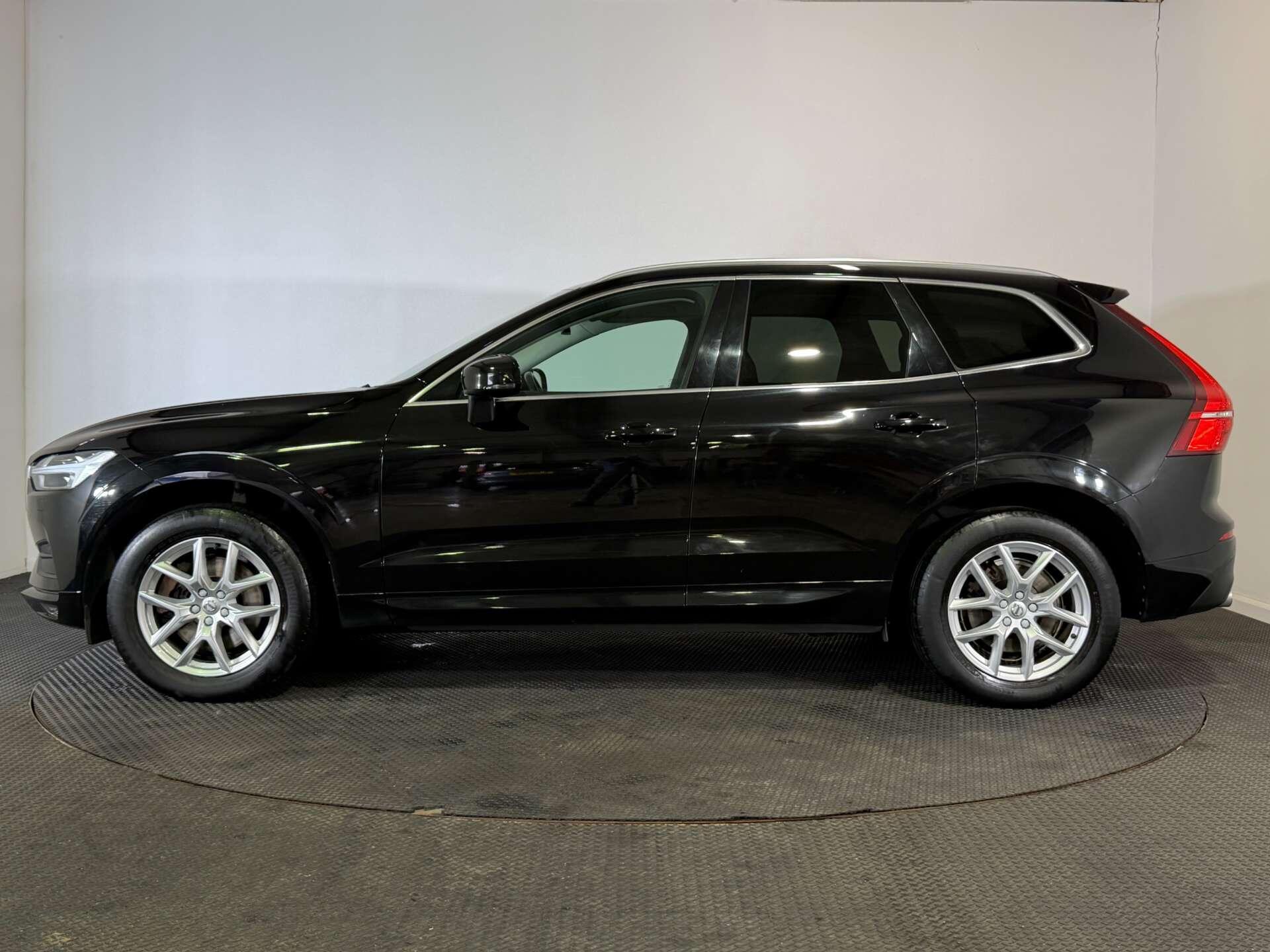Volvo XC60 view 4