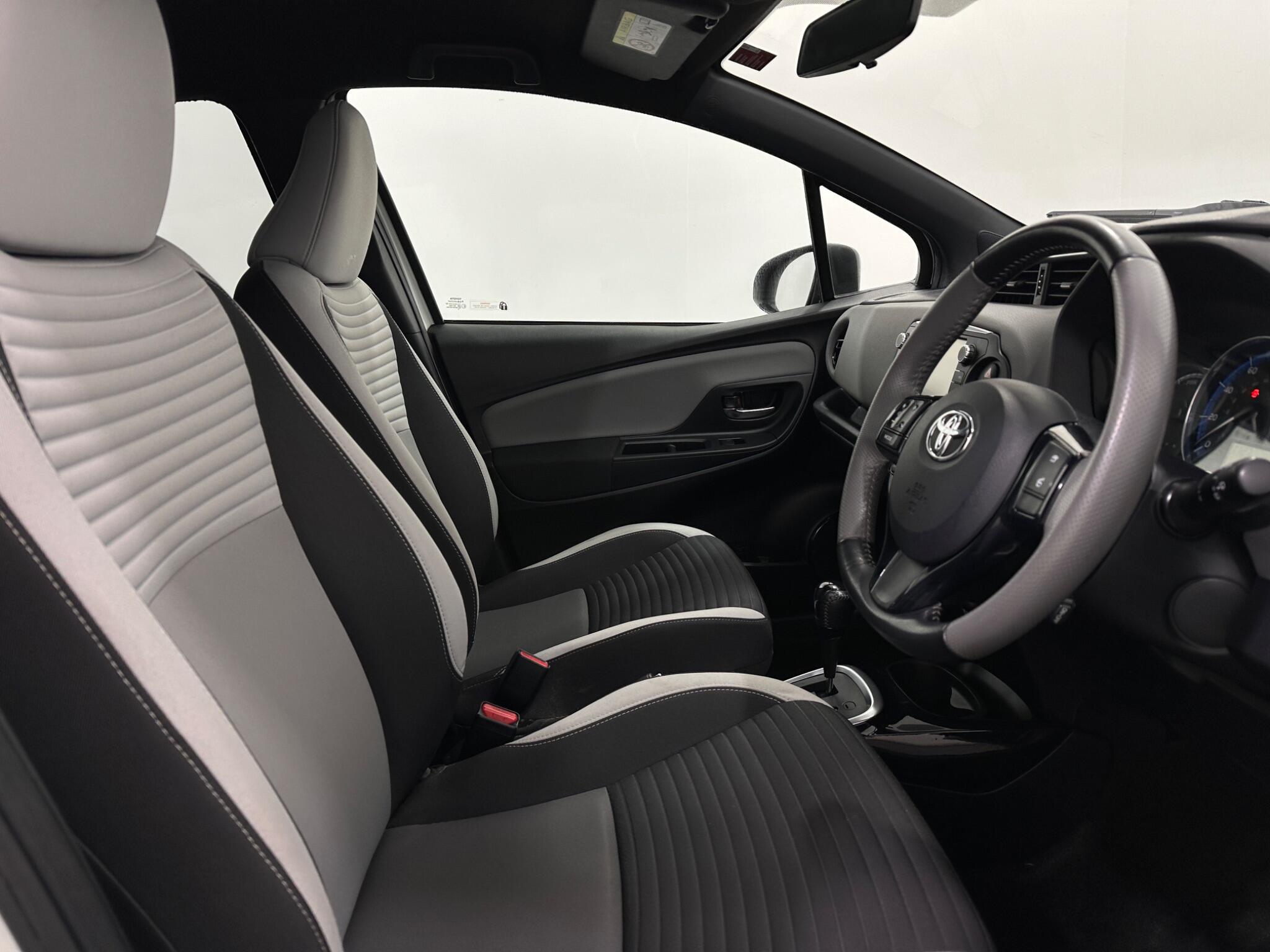 Toyota Yaris view 29