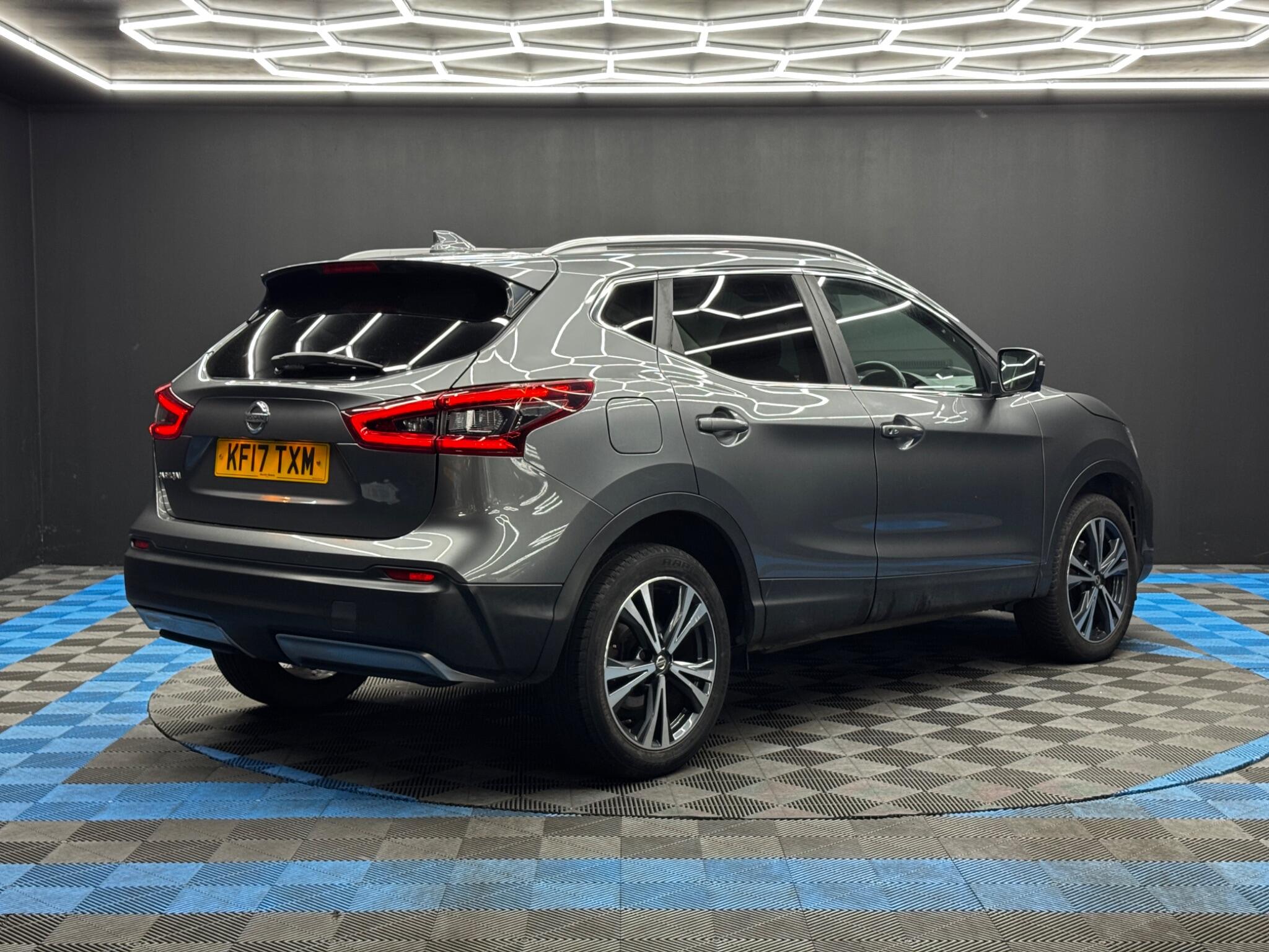 Nissan Qashqai view 5
