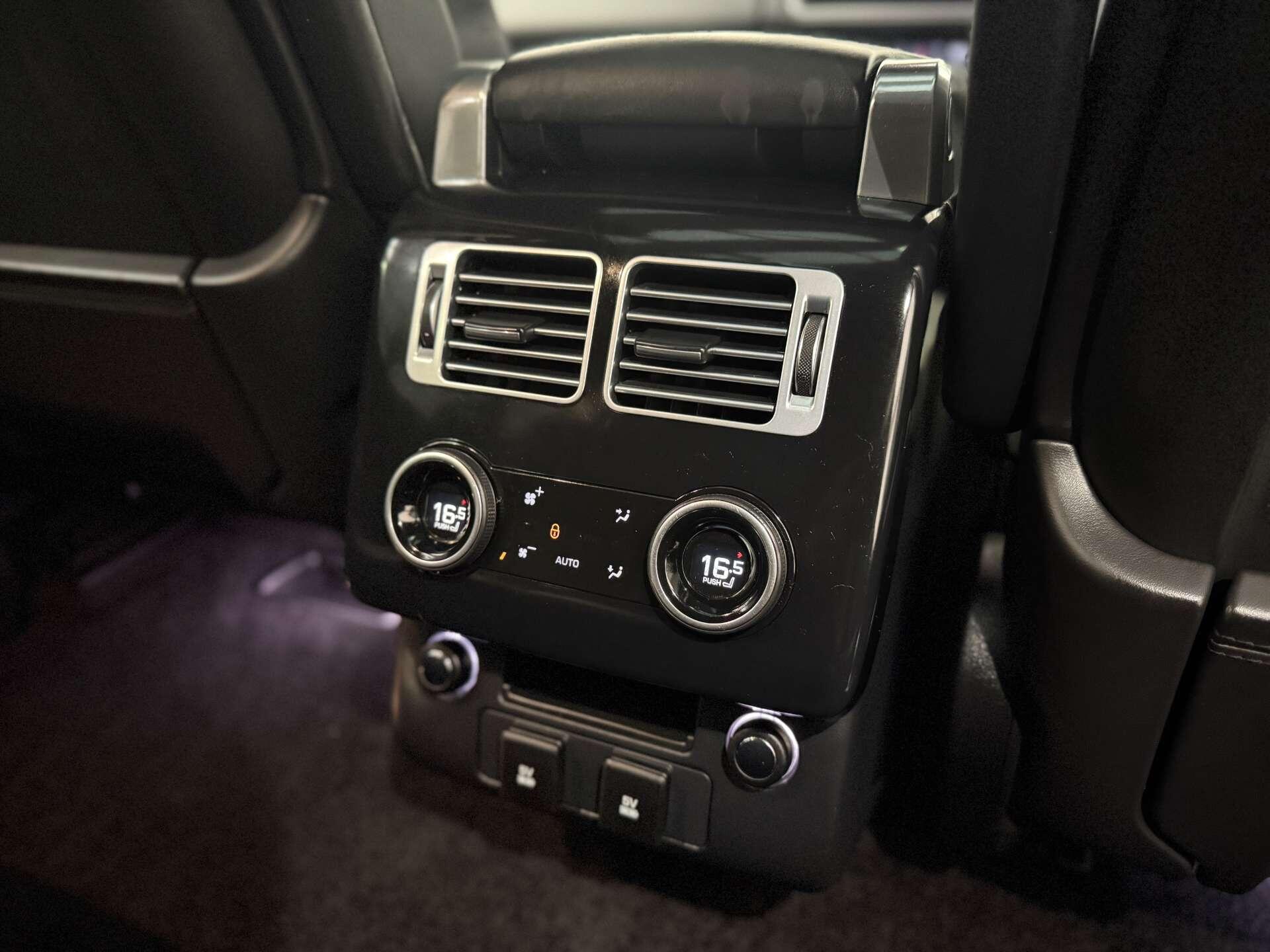 Land Rover Range Rover view 23
