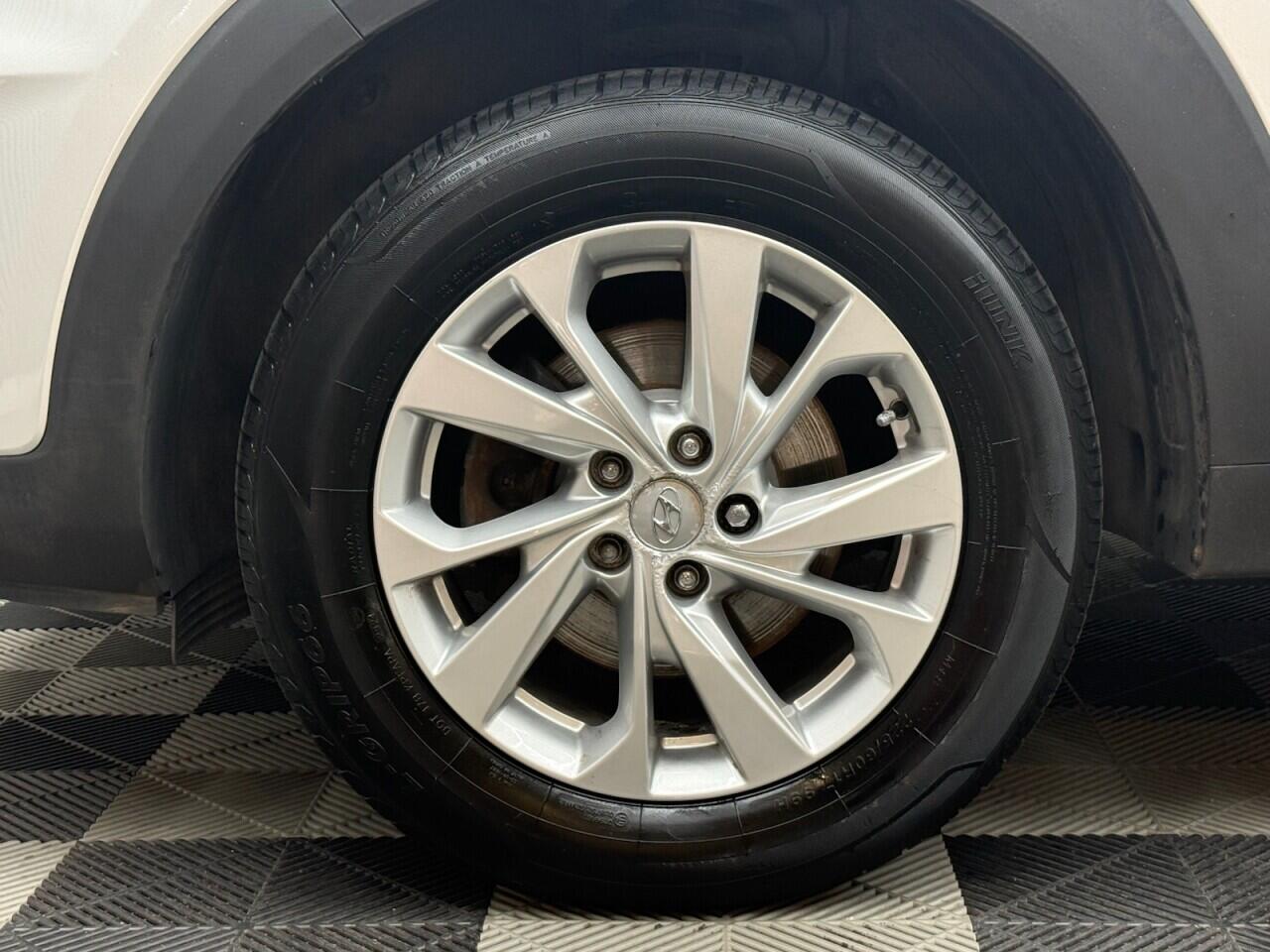 Hyundai Tucson view 5