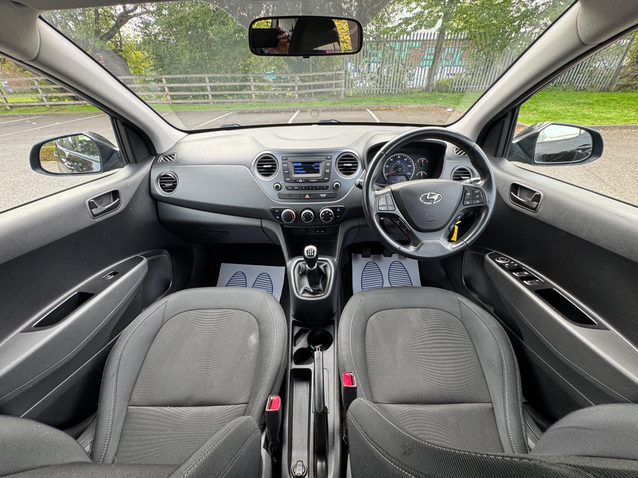 Hyundai I10 view 28