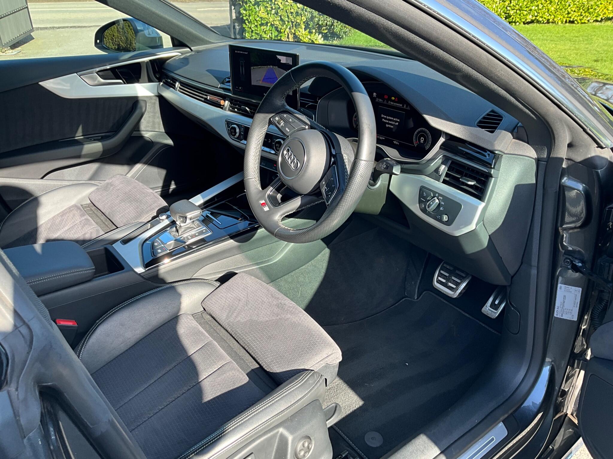 Audi A5 view 9