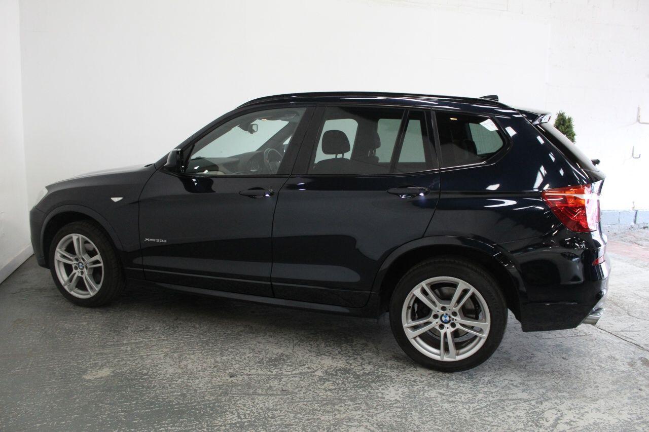 BMW X3 view 10