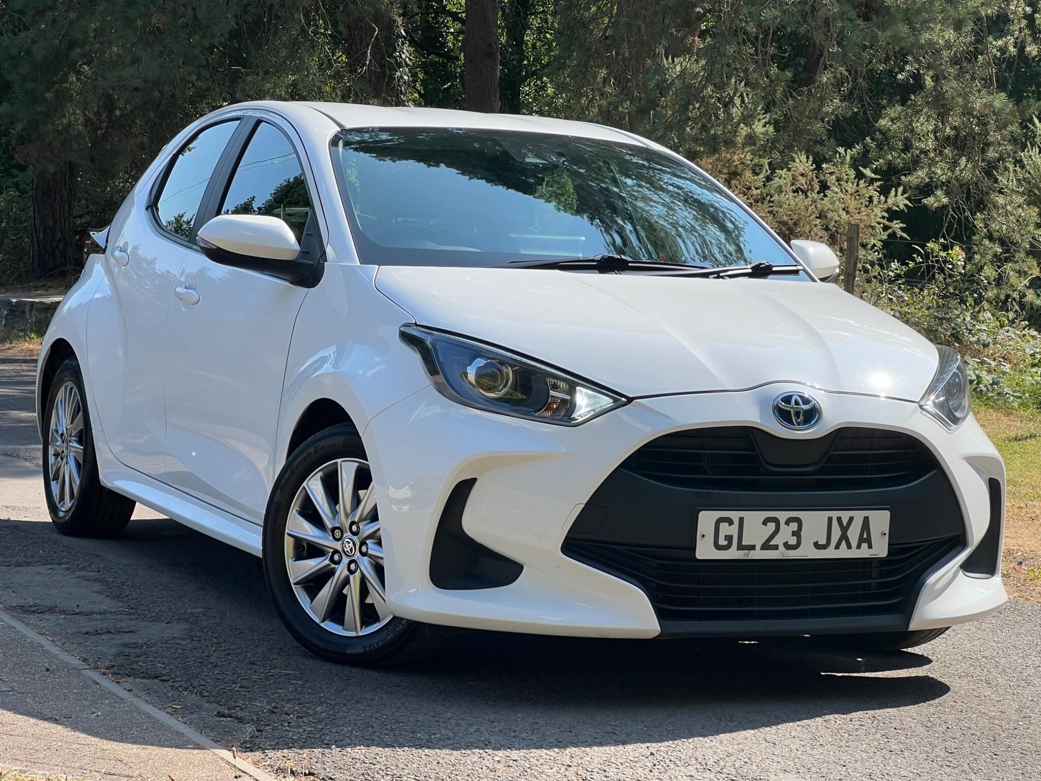 TOYOTA YARIS 1.5 VVT H ICON E CVT EURO 6 S S 5DR 65...