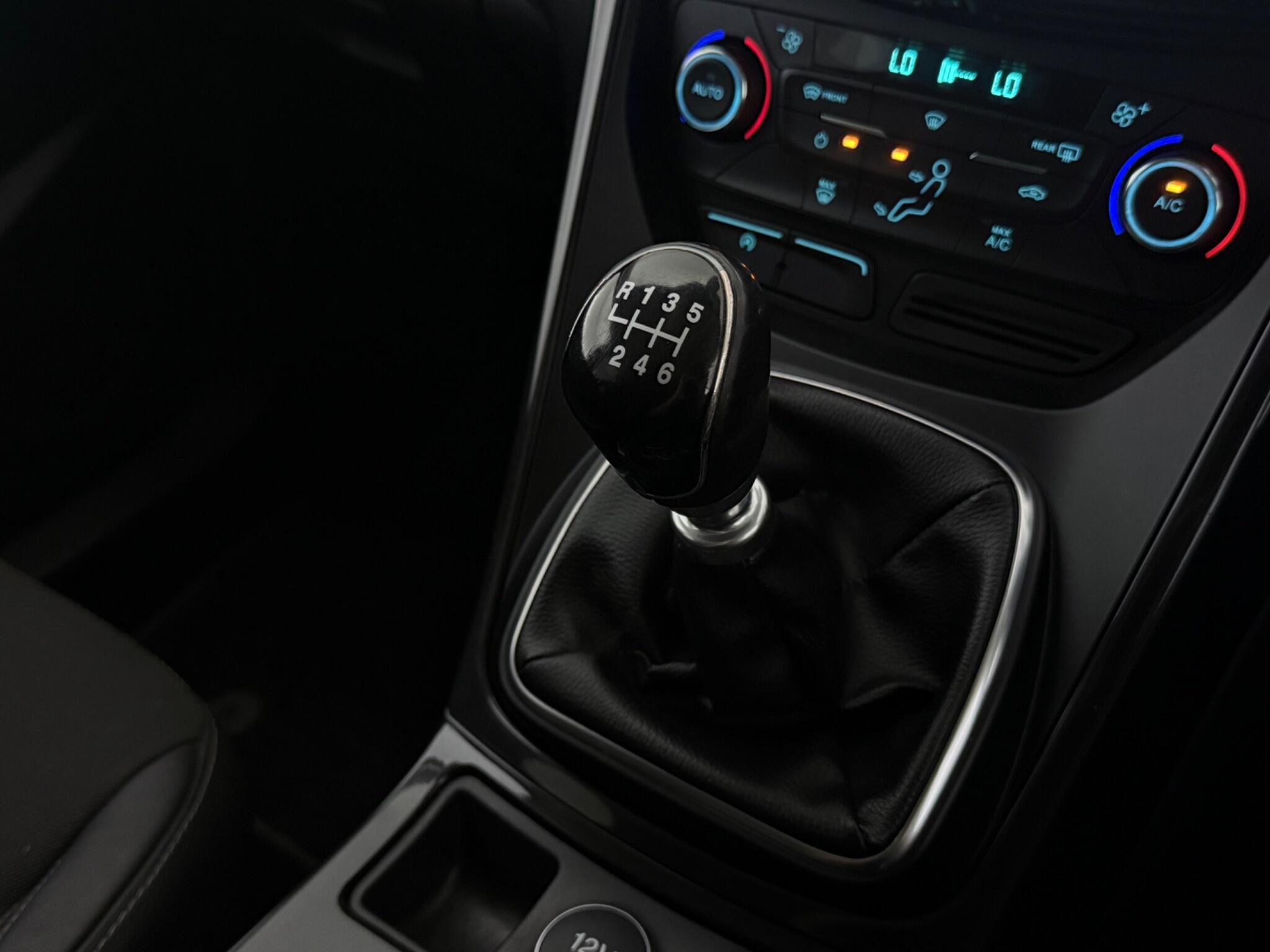 Ford Kuga view 15