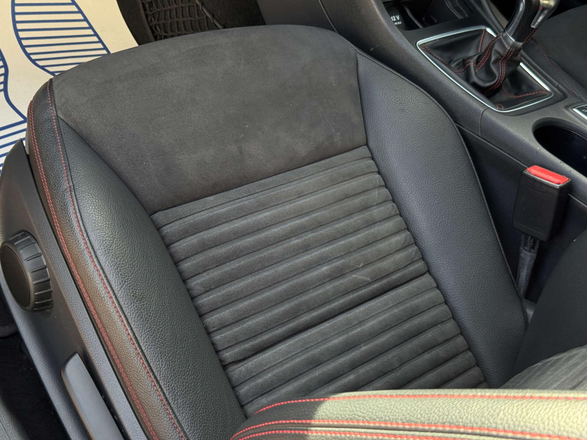 Mercedes-Benz Cla view 41