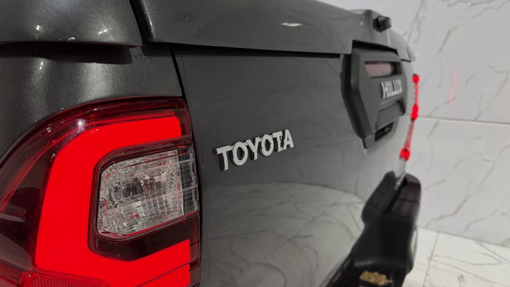 Toyota Hilux view 53