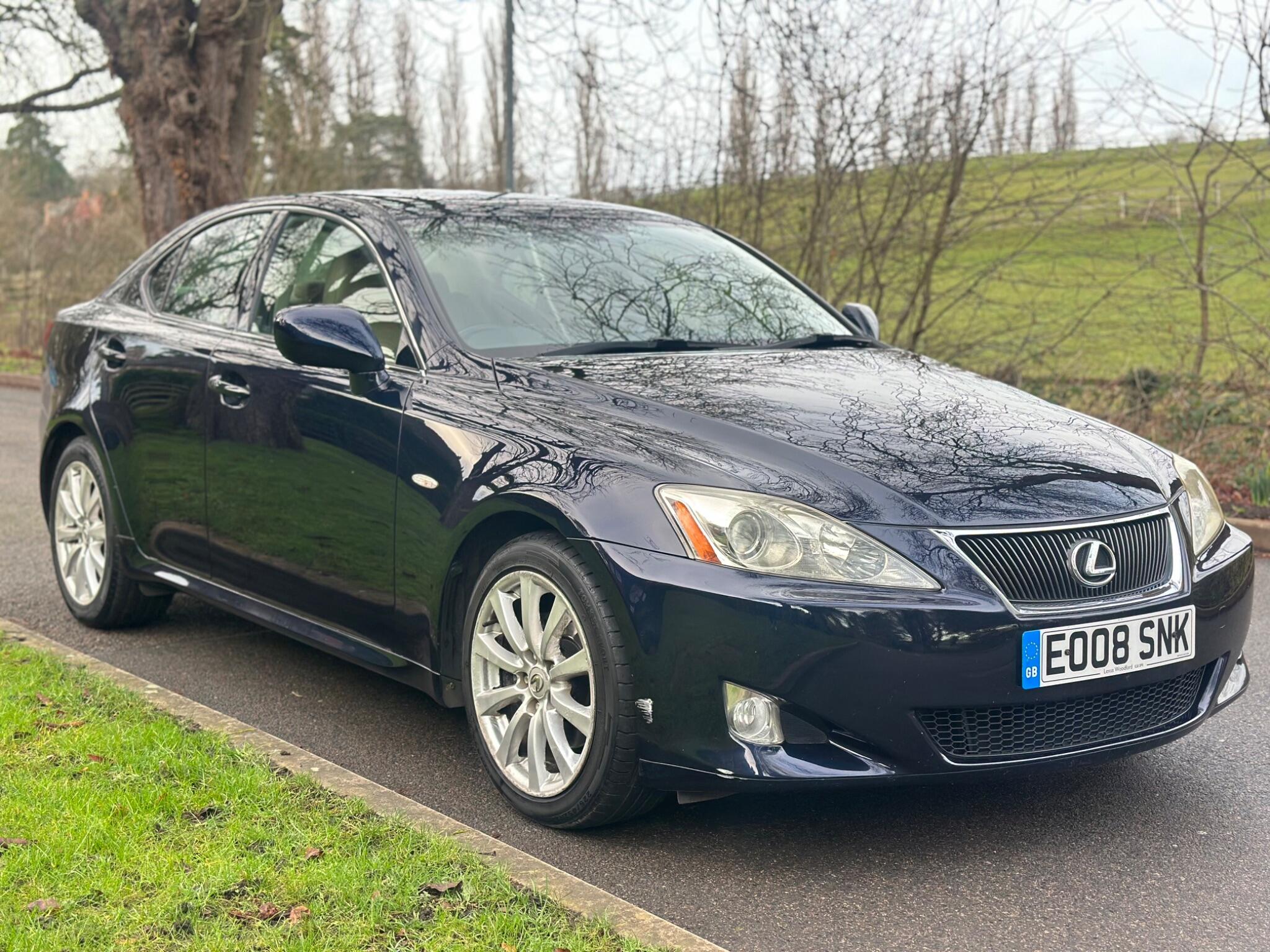 2008 Lexus IS image 11