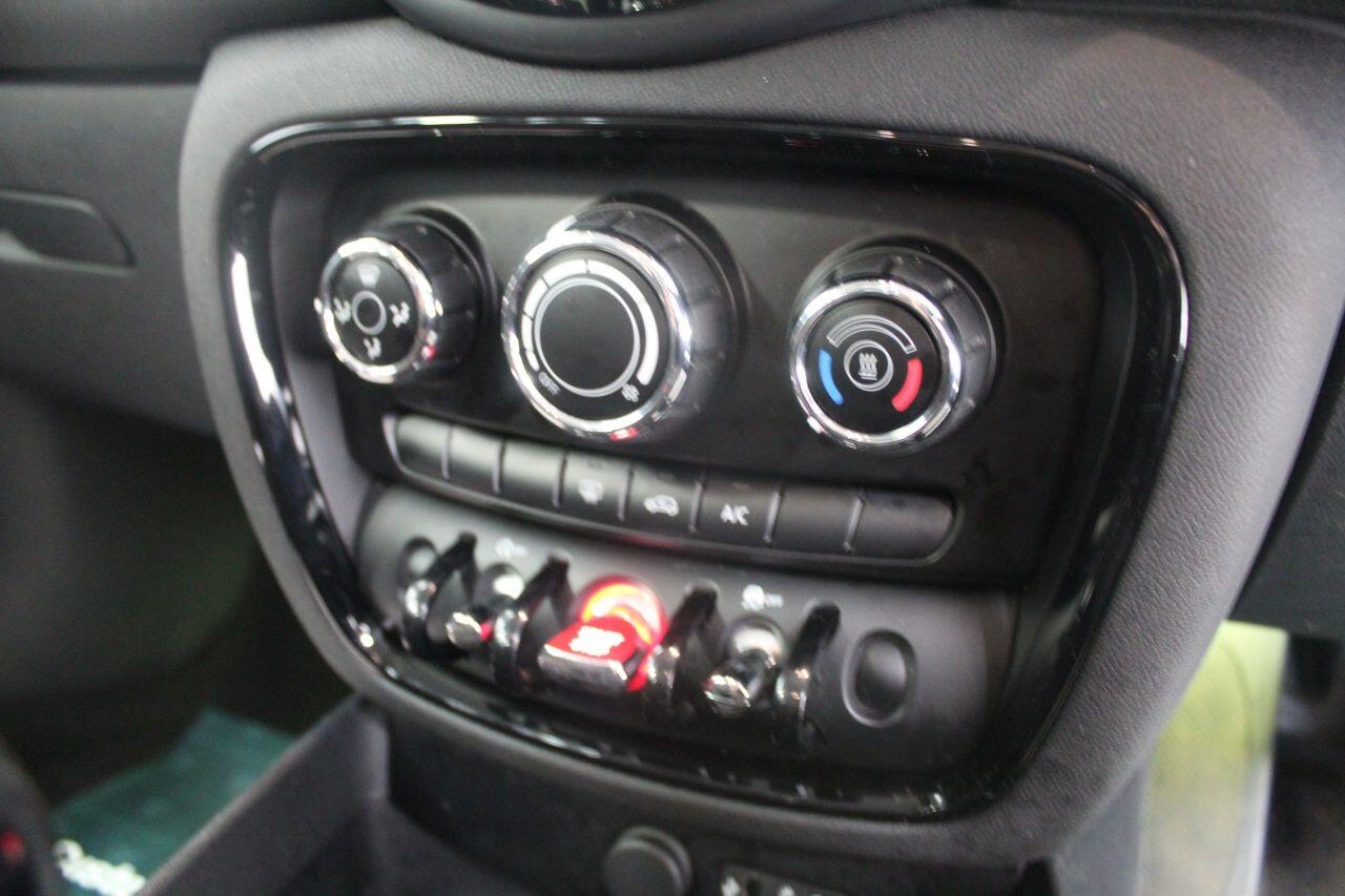 MINI Clubman view 41