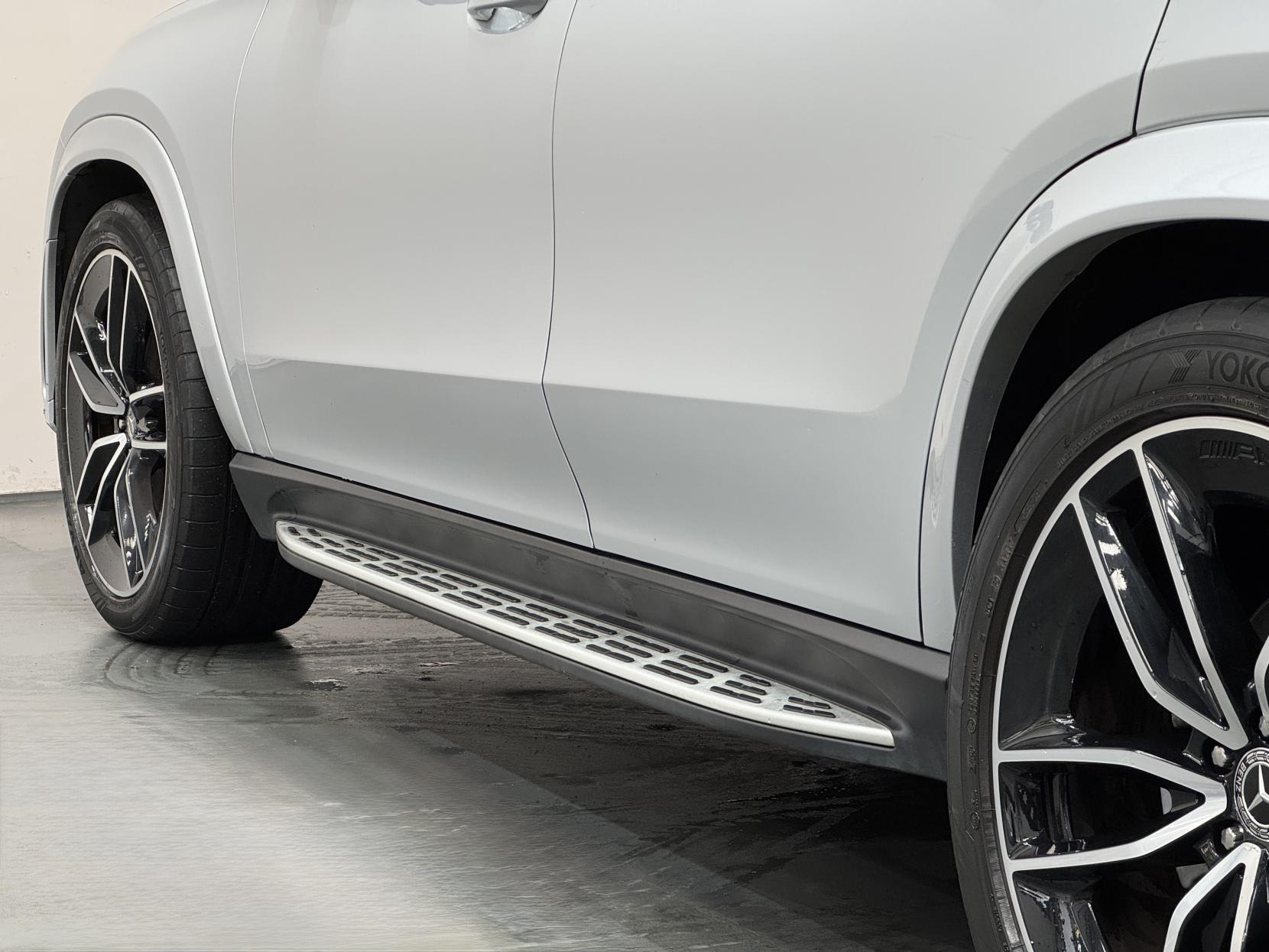 Mercedes-Benz Gle view 14