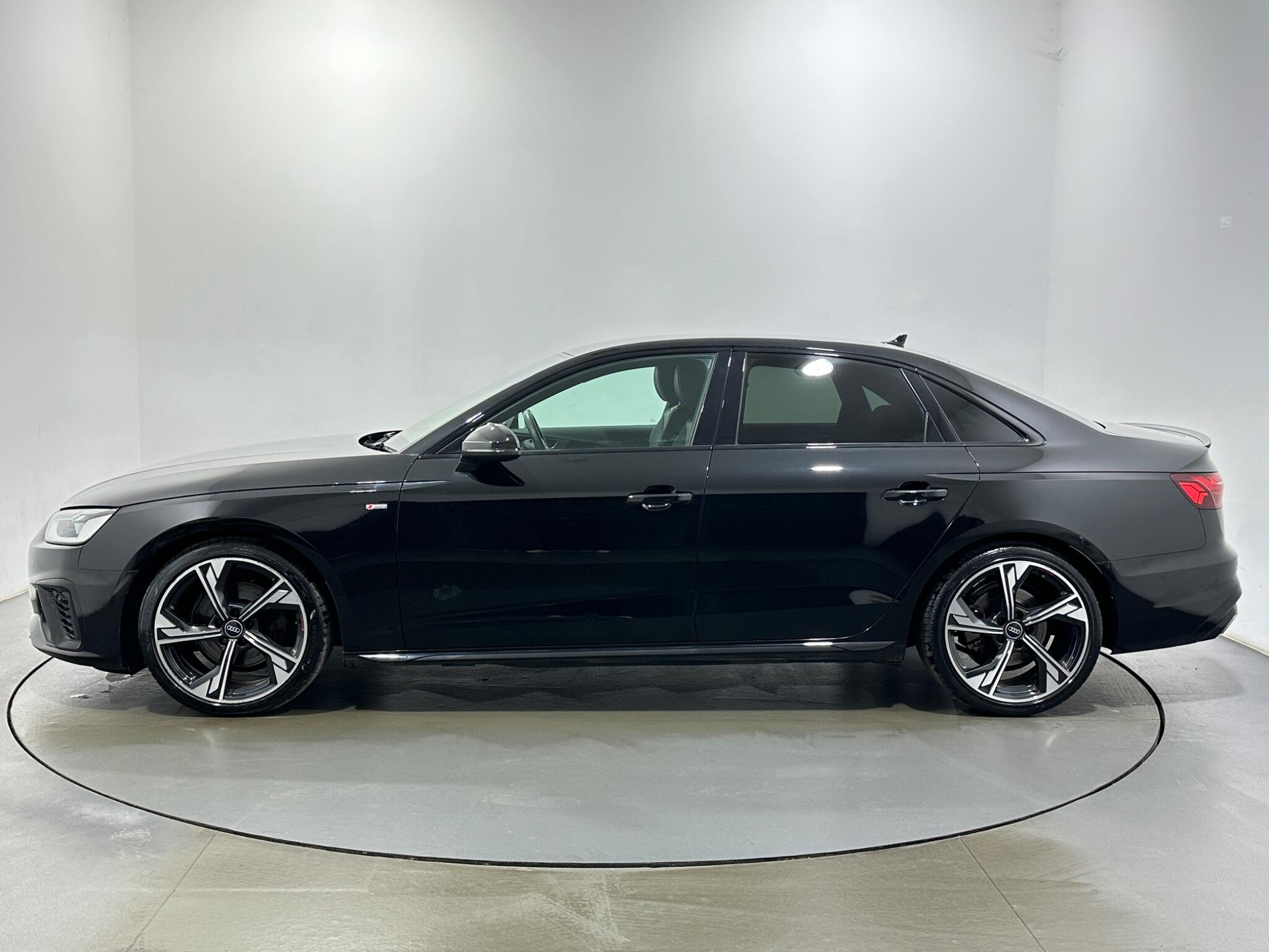 Audi A4 view 5