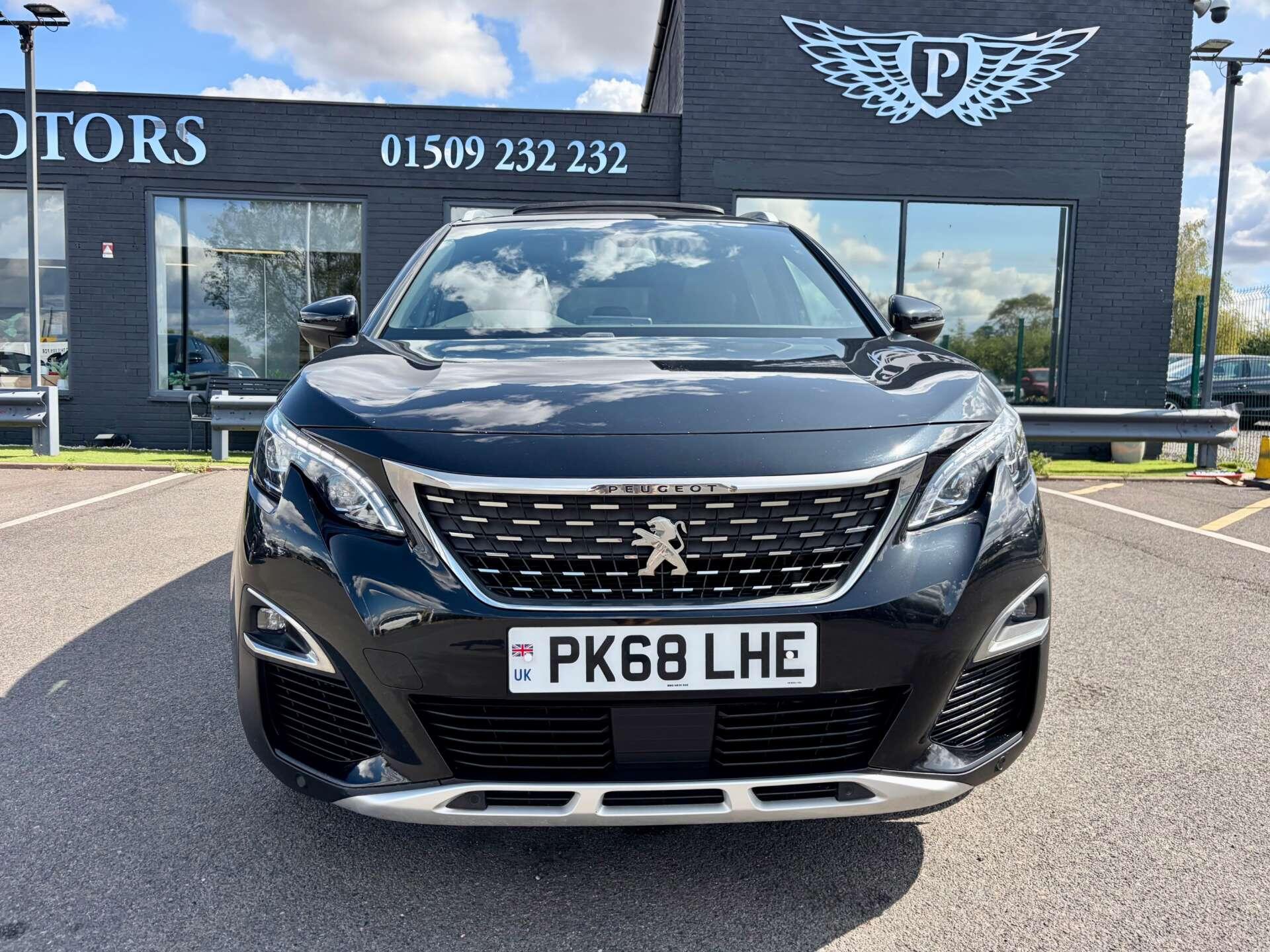 Peugeot 5008 view 3