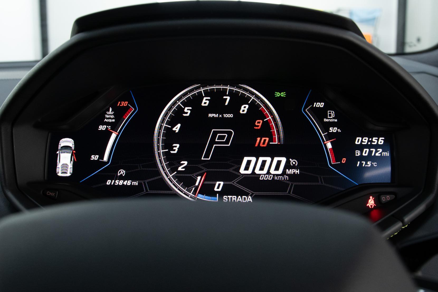 Lamborghini Huracan view 13