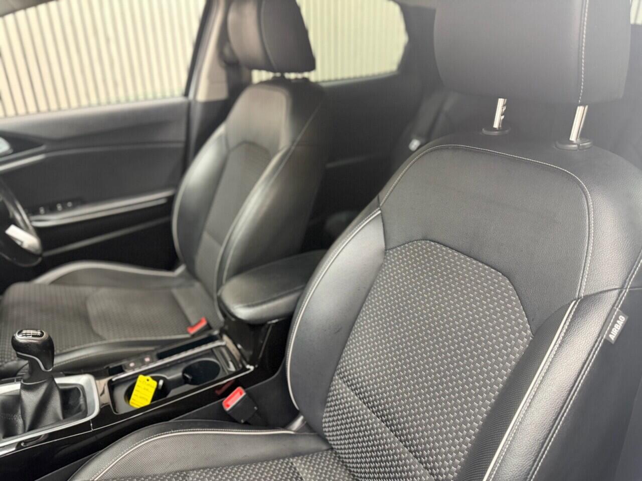 Kia Xceed view 6