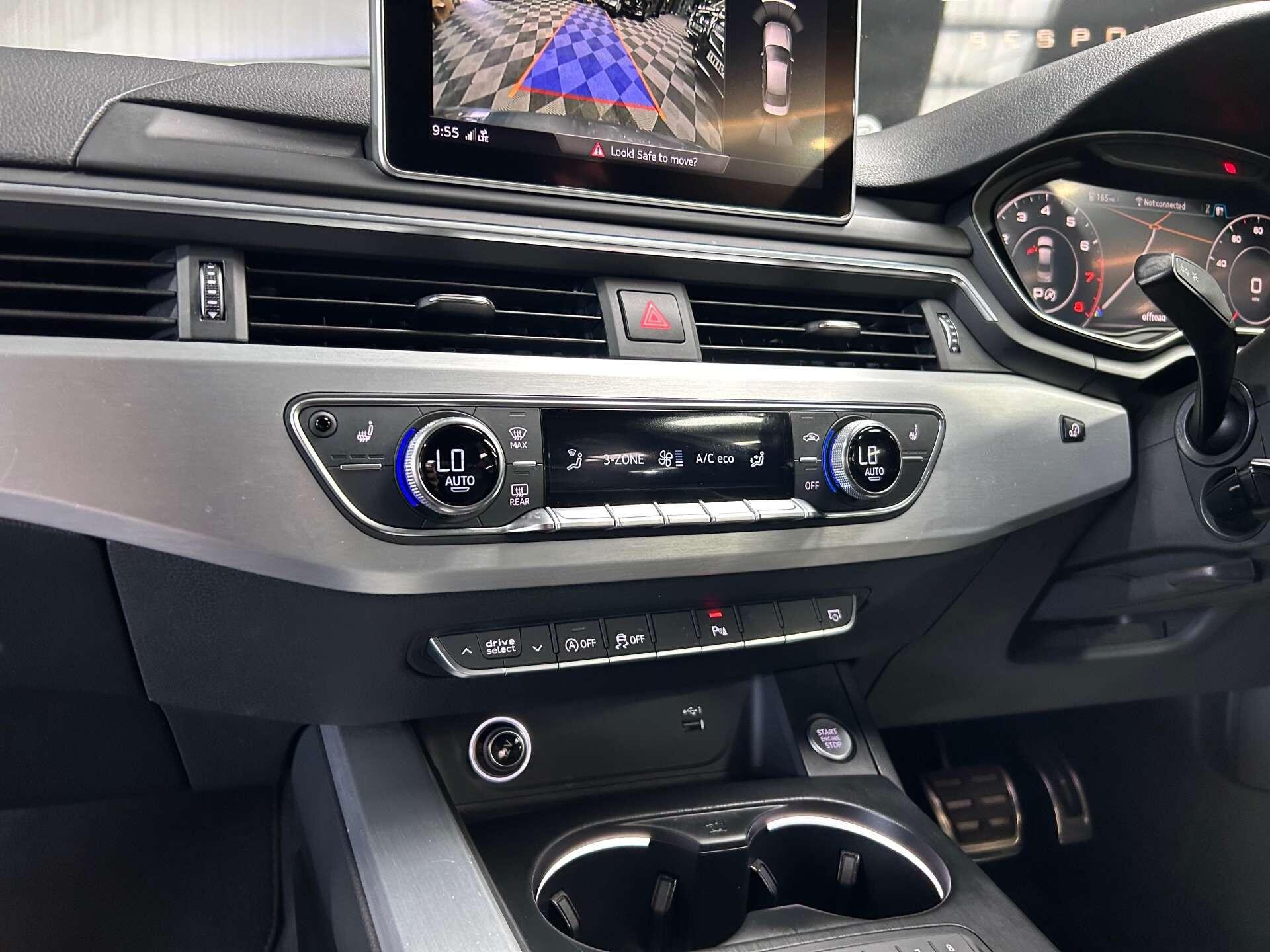 Audi A4 view 19