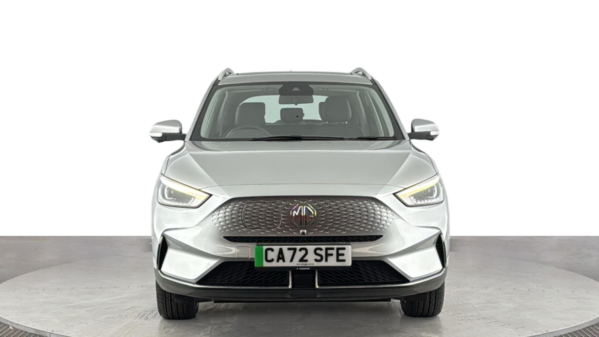 MG ZS view 8