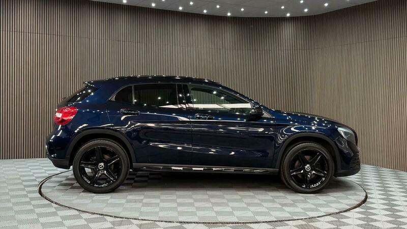 Mercedes-Benz GLA view 37