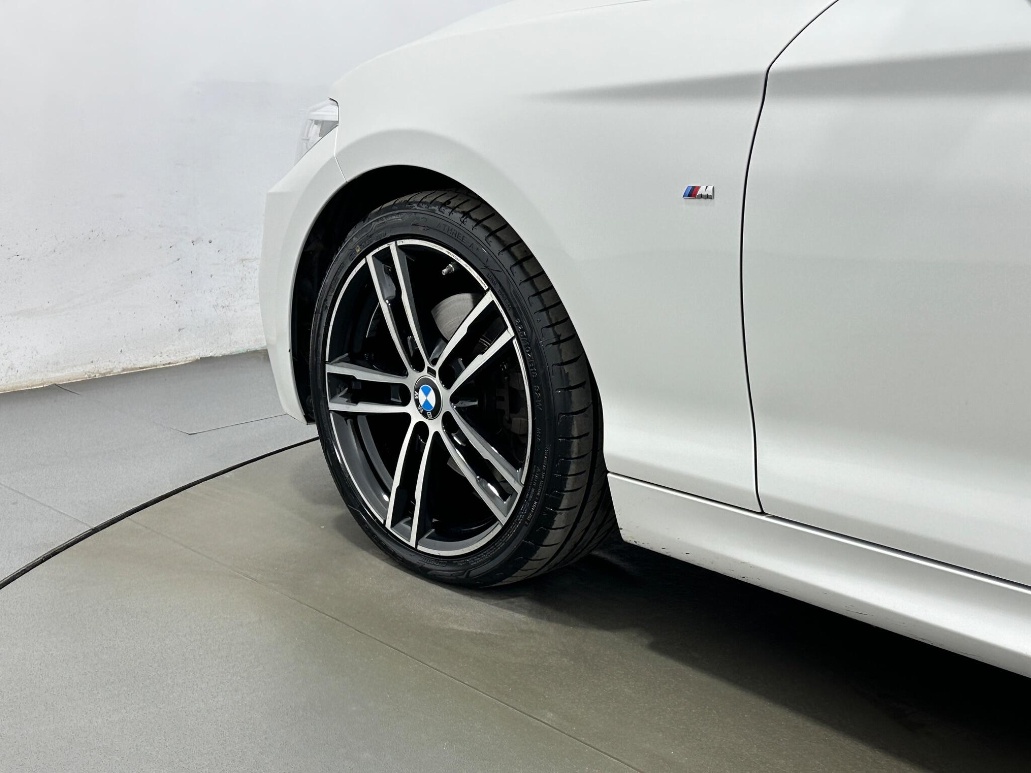 BMW 2 Series view 45