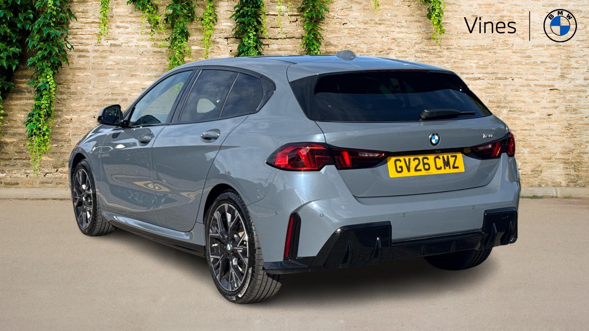 BMW 1 Series view 2