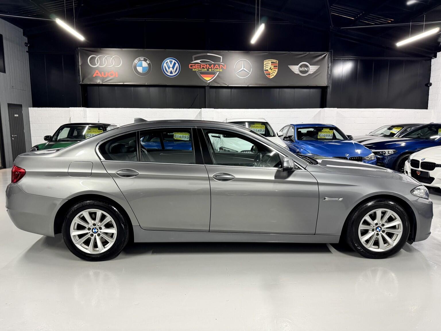 BMW 5 Series view 26
