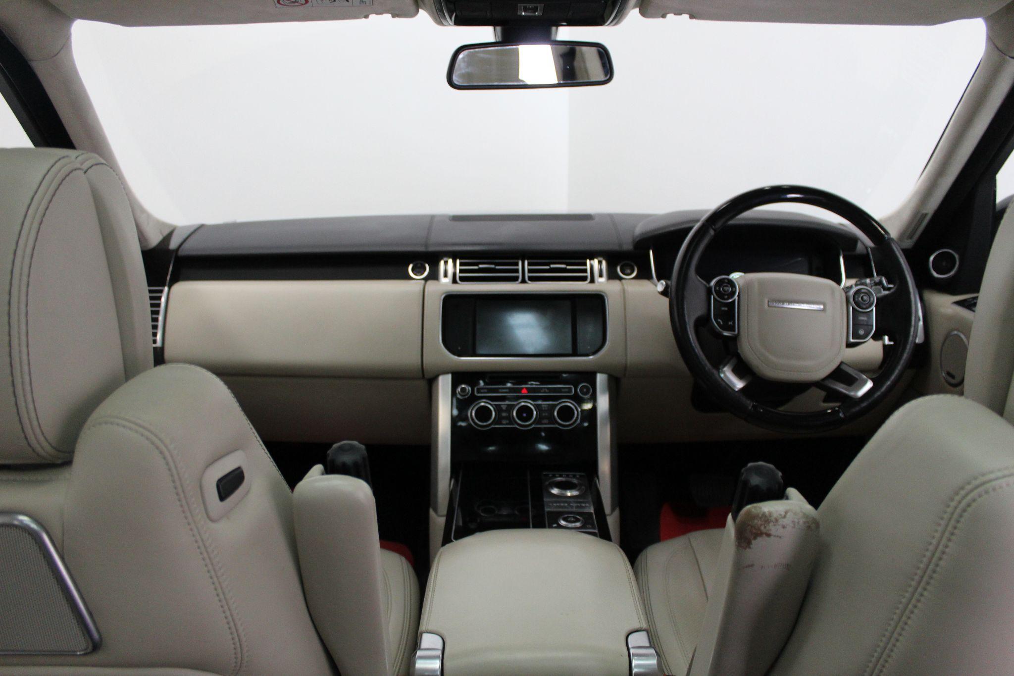Land Rover Range Rover view 36