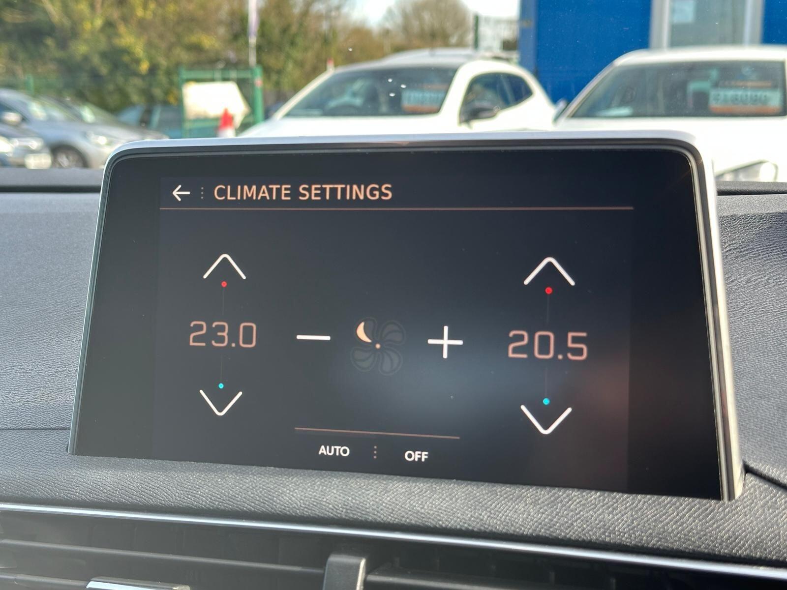 Peugeot 3008 view 14