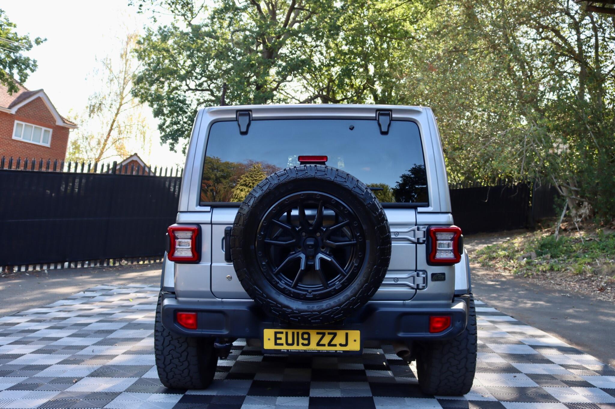 Jeep Wrangler view 11