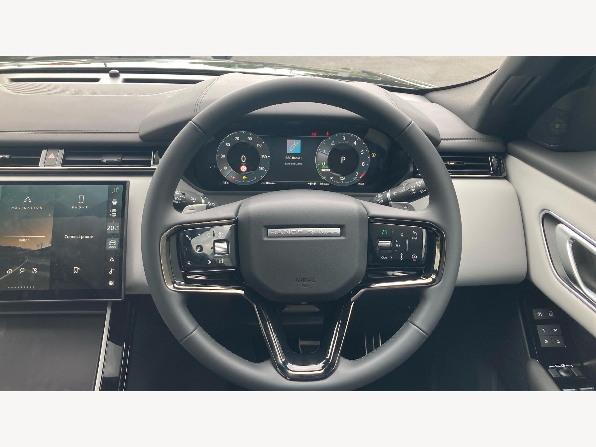 Land Rover Range Rover Velar view 18