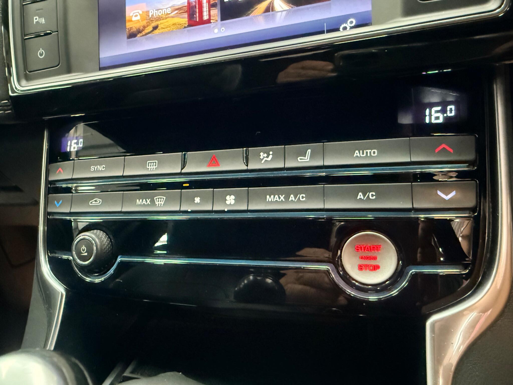 Jaguar Xe view 17