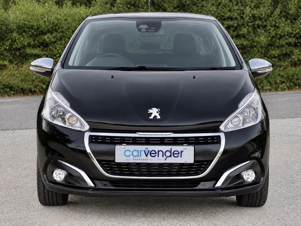 Peugeot 208 view 6