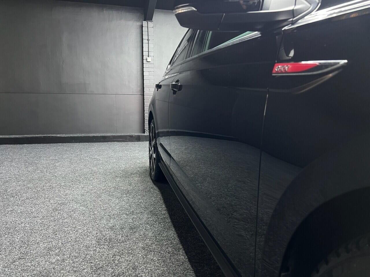 Volkswagen Polo view 19