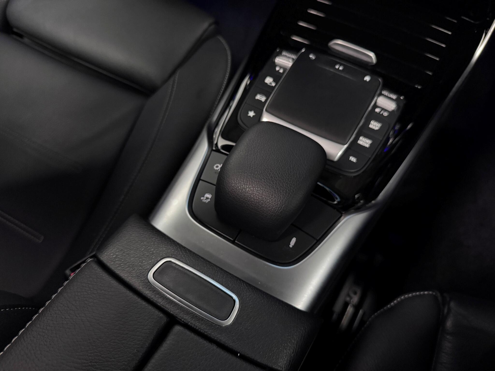 Mercedes-Benz Cla view 35