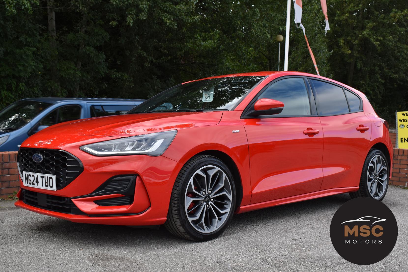 Ford Focus view 8