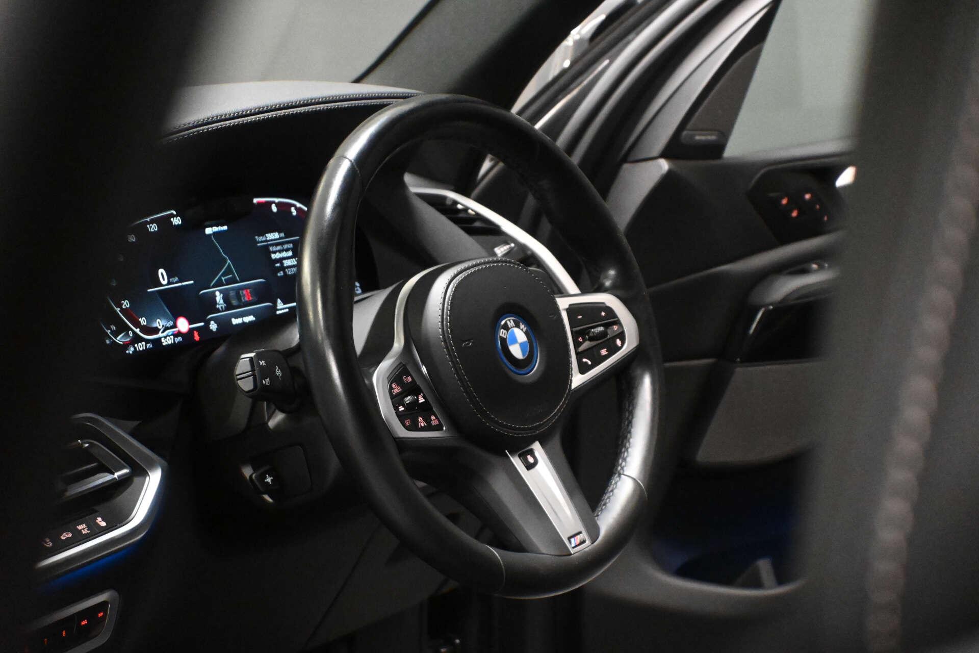 BMW X5 view 7