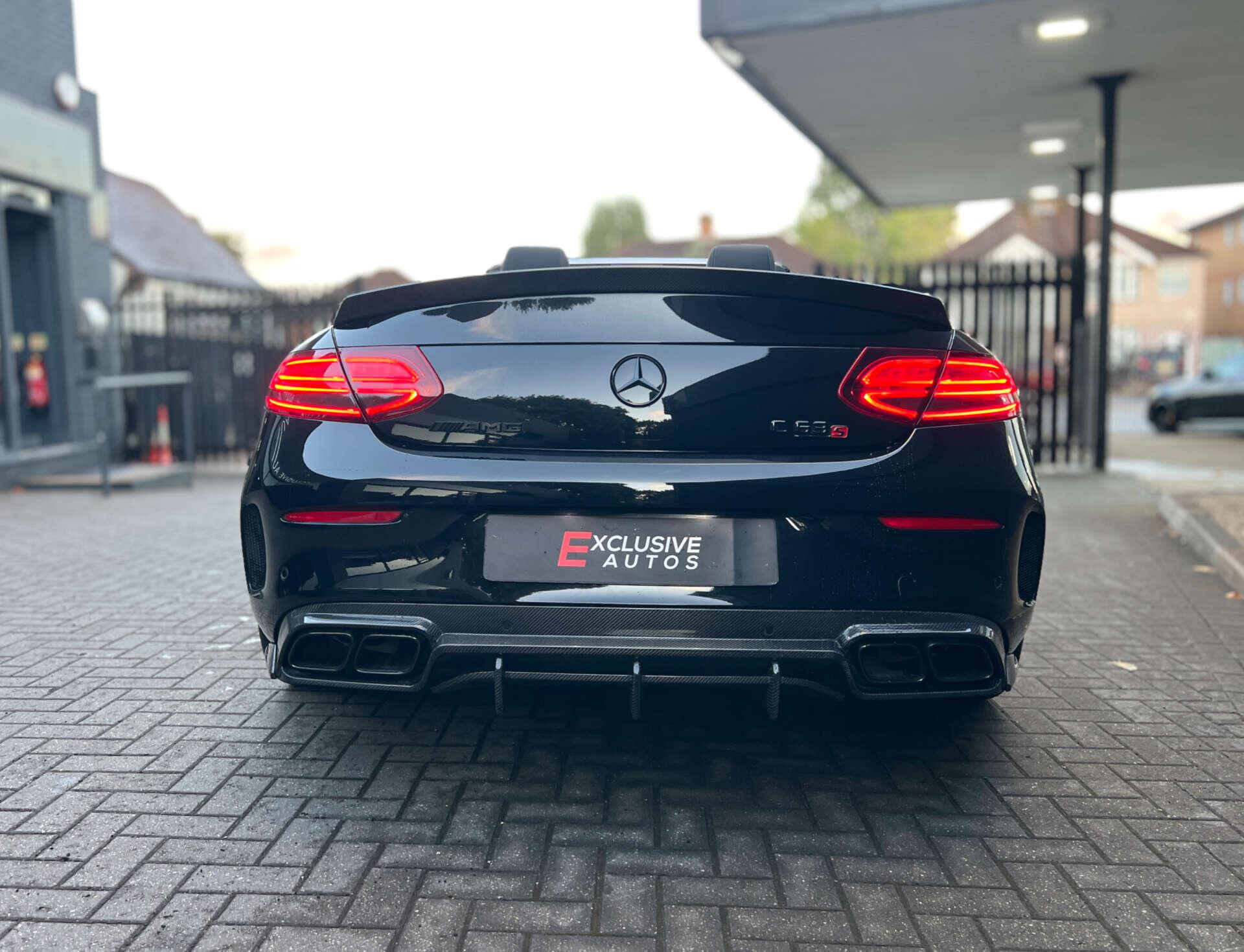Mercedes-Benz C Class view 32
