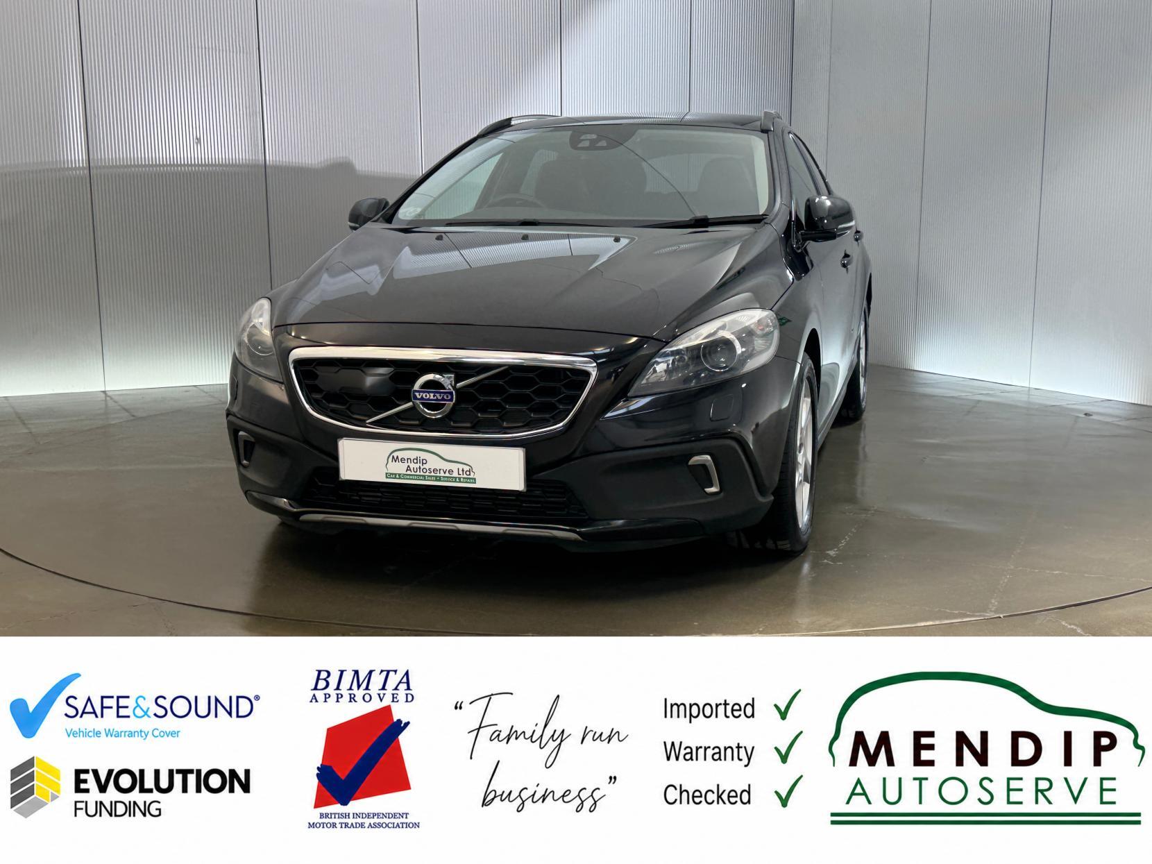 Volvo V40 Cross Country view 44