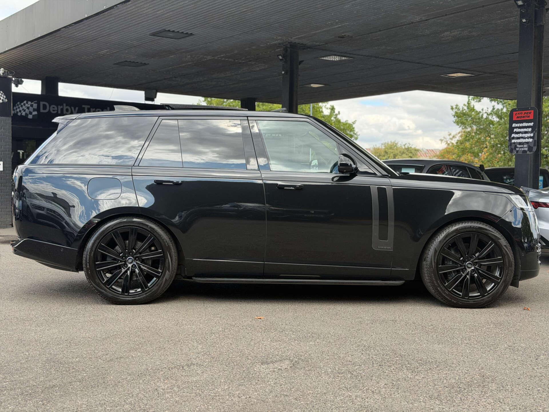Land Rover Range Rover view 10