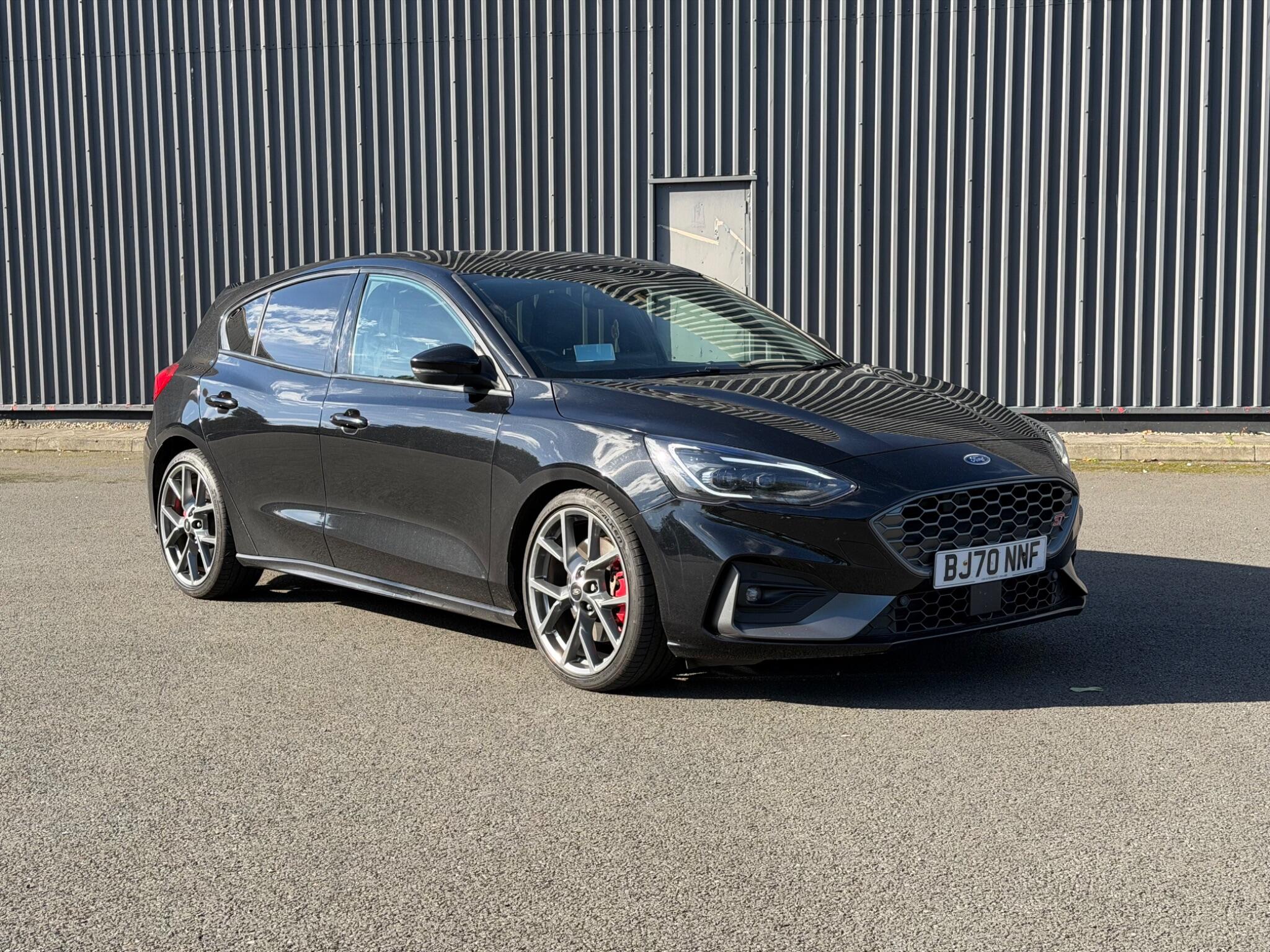 Ford Focus view 3