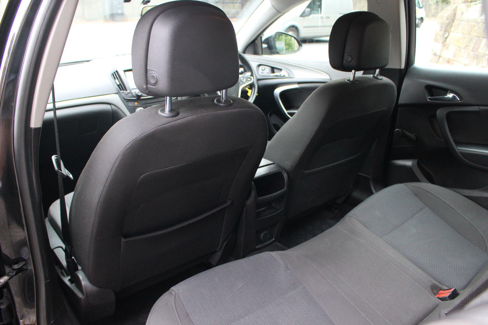 Vauxhall Insignia view 21