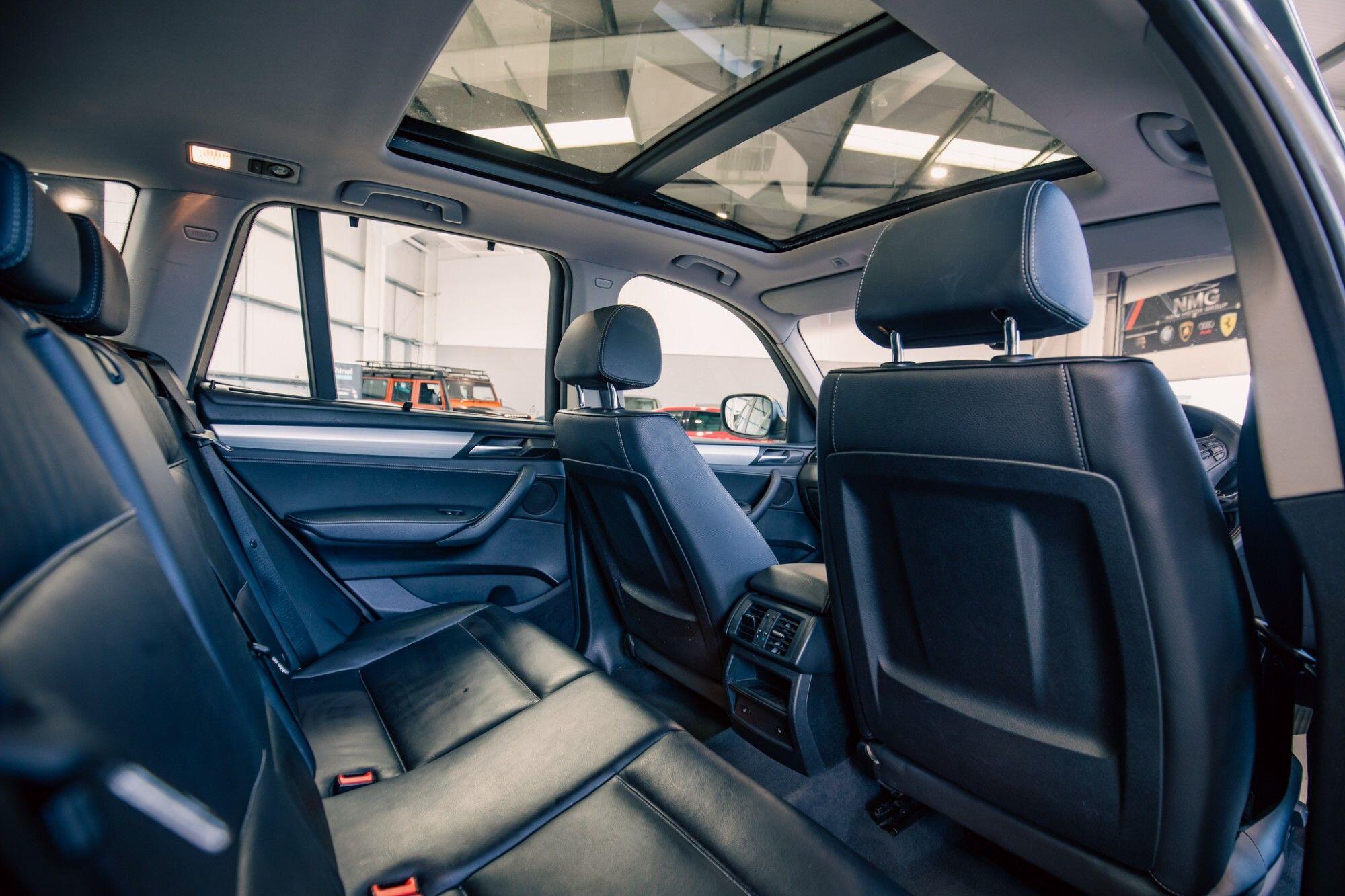 BMW X3 view 10