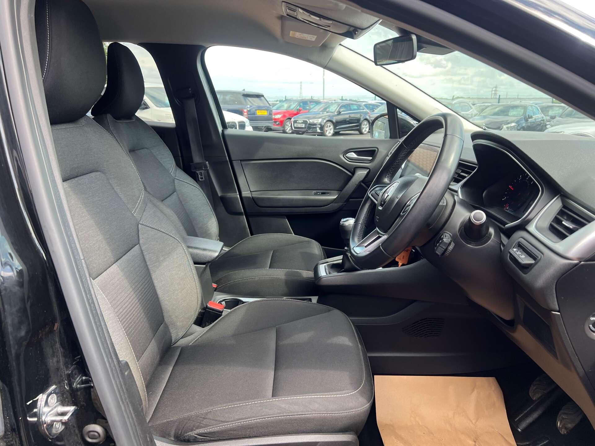 Renault Captur view 16