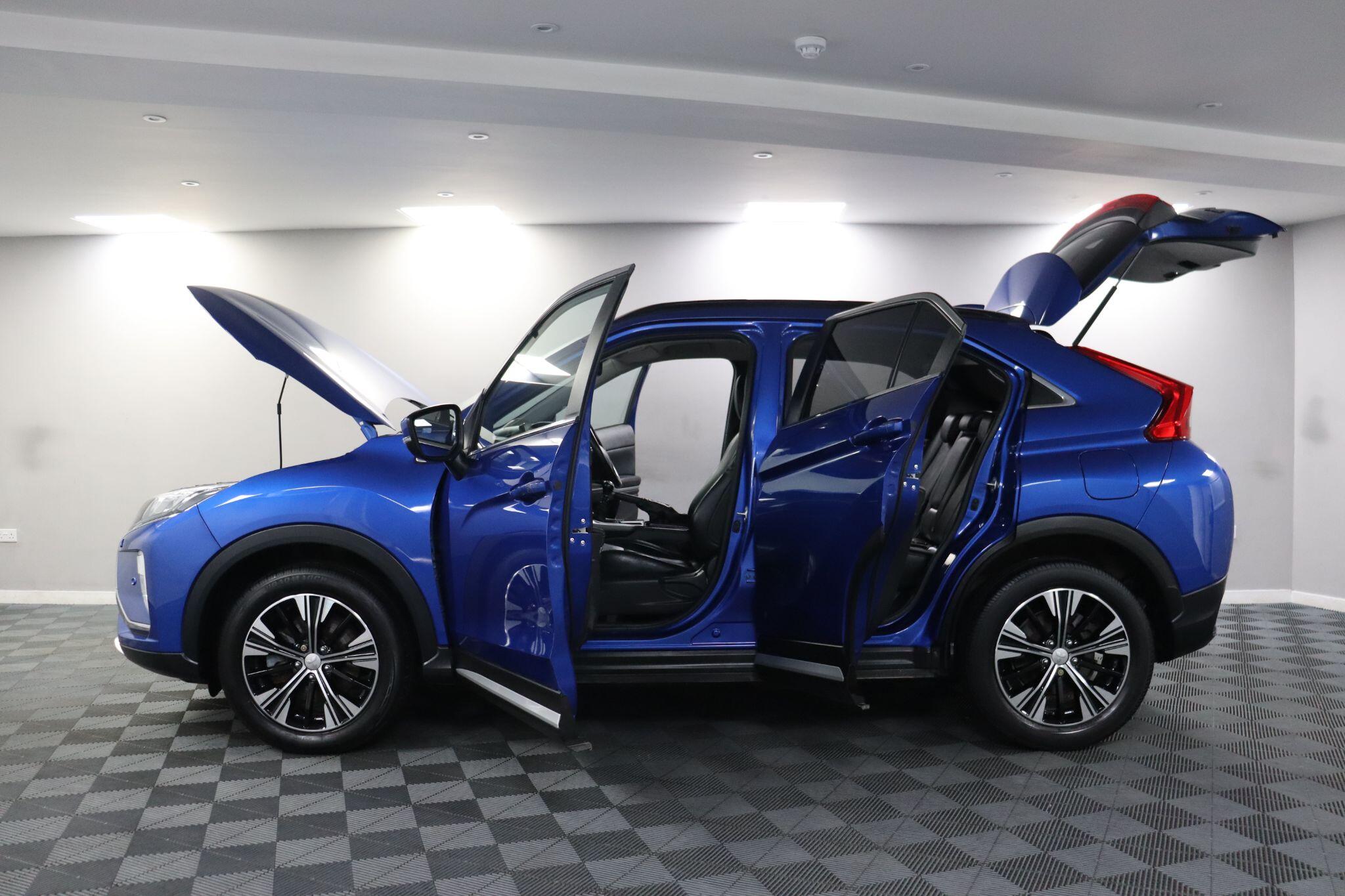 Mitsubishi Eclipse Cross view 16
