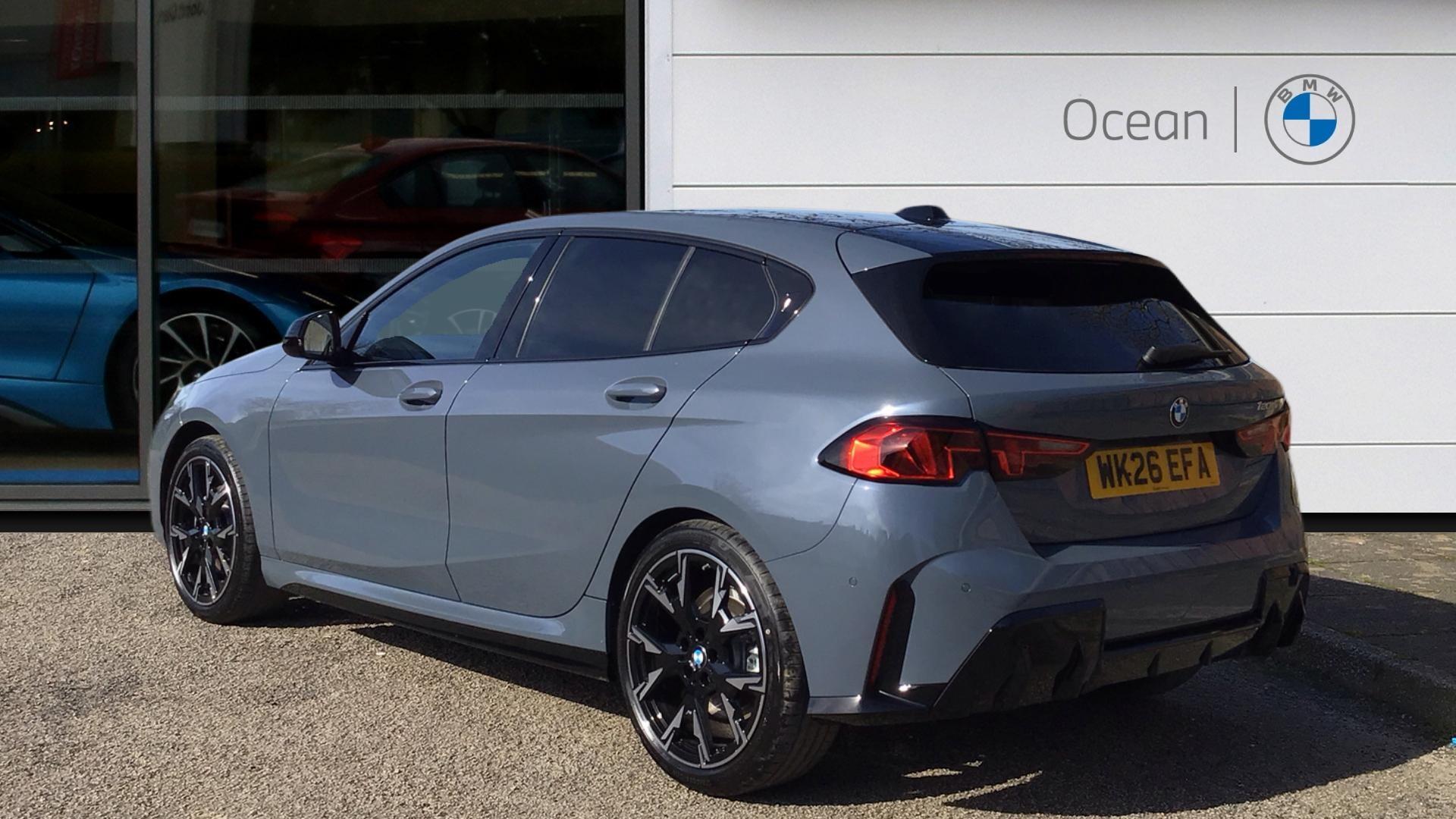 BMW 1 Series view 2