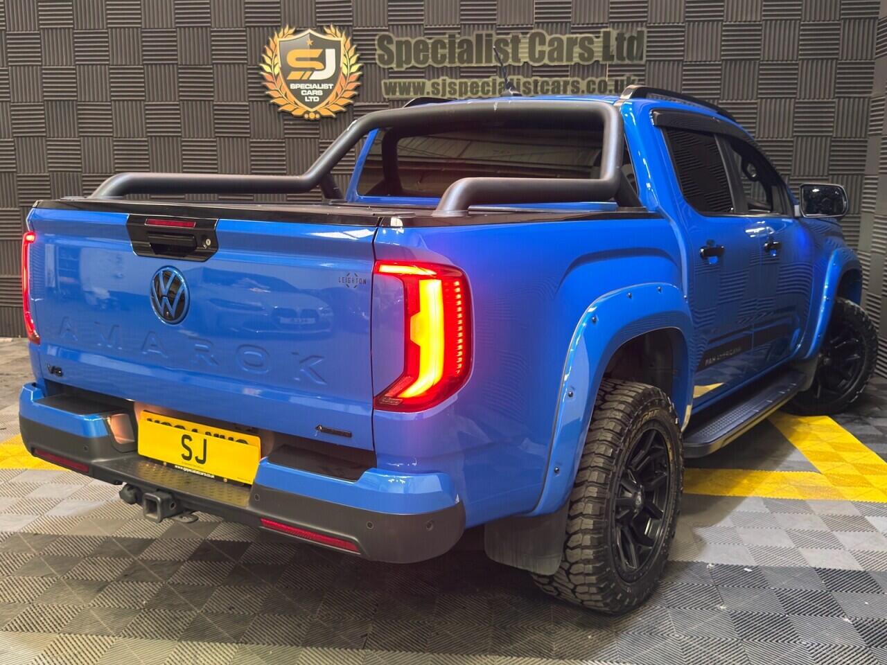 Volkswagen Amarok view 33