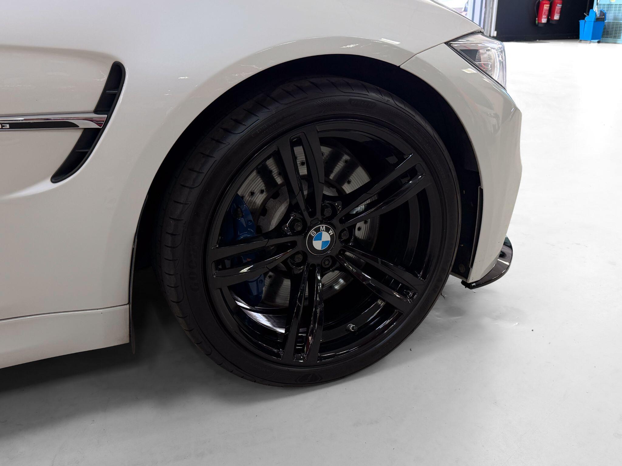 BMW M3 view 40