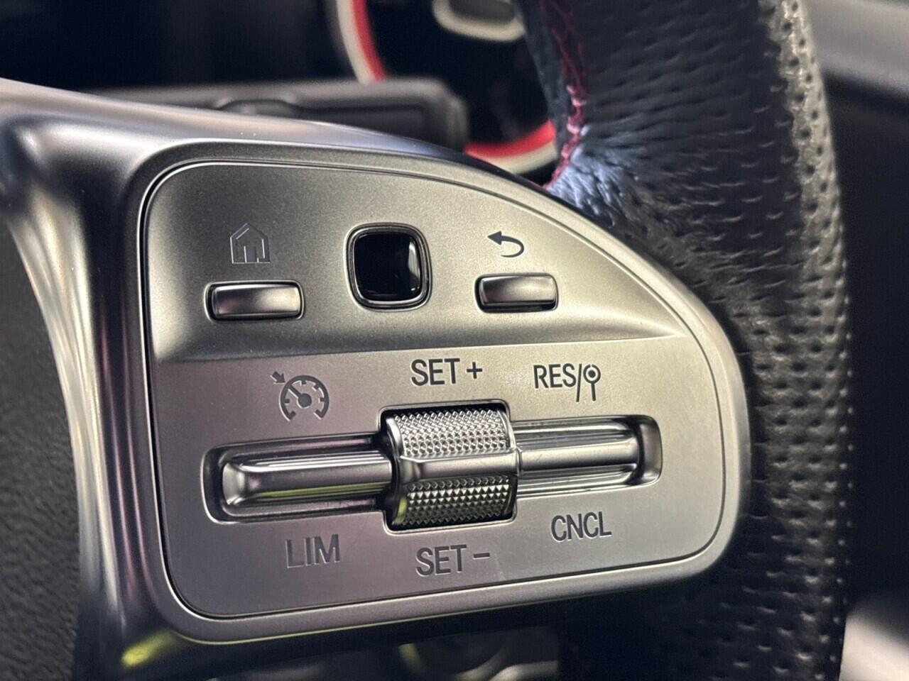 Mercedes-Benz A-Class view 38